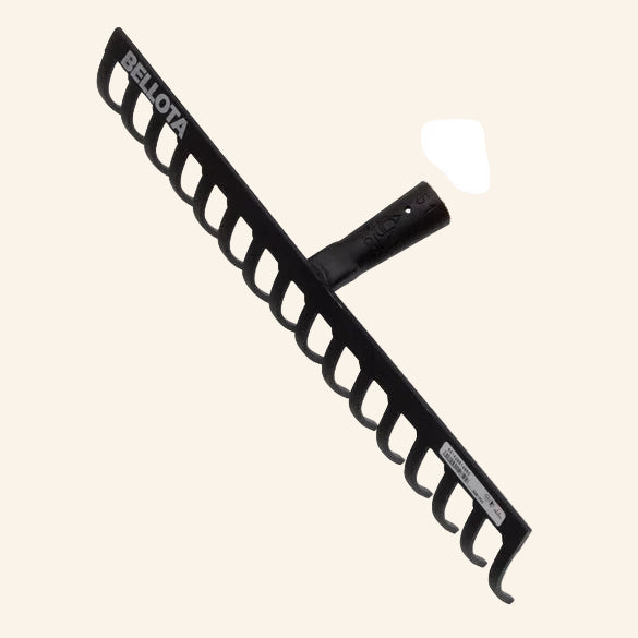 Black metal tool with 'Bellota' branding on a white background
